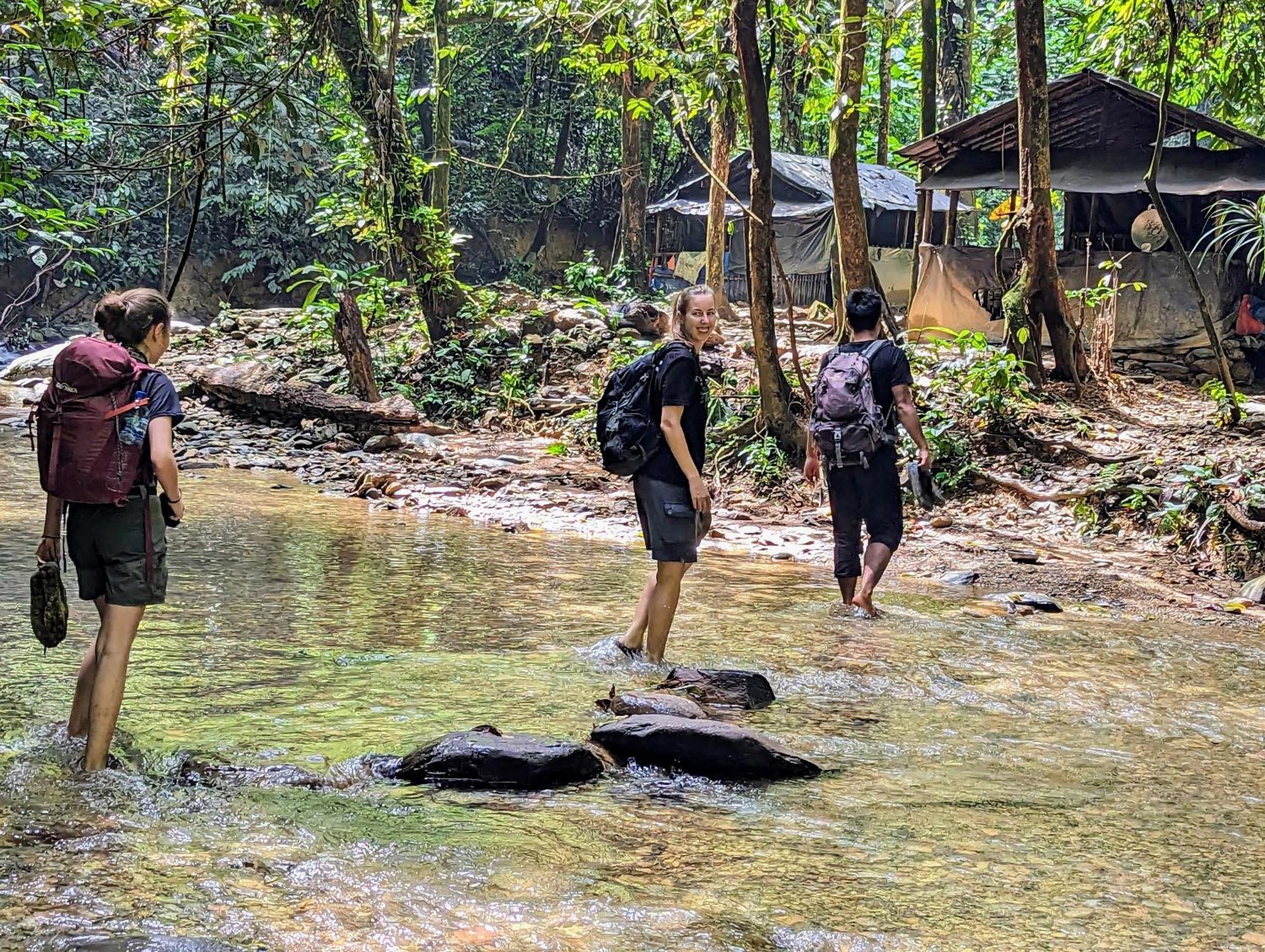 Thejungleguide - Lodges & Treks Bukit Lawang Exterior photo